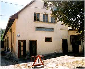 Peterhof-Kino, 2001